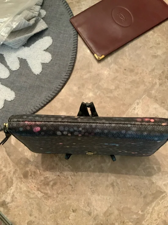 Tory Burch Black Wallet with Multicolor Speckle Print - Picture 11 of 14